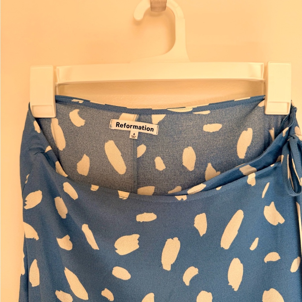 Reformation Blue and White Patterned Skirt - Picture 5 of 5